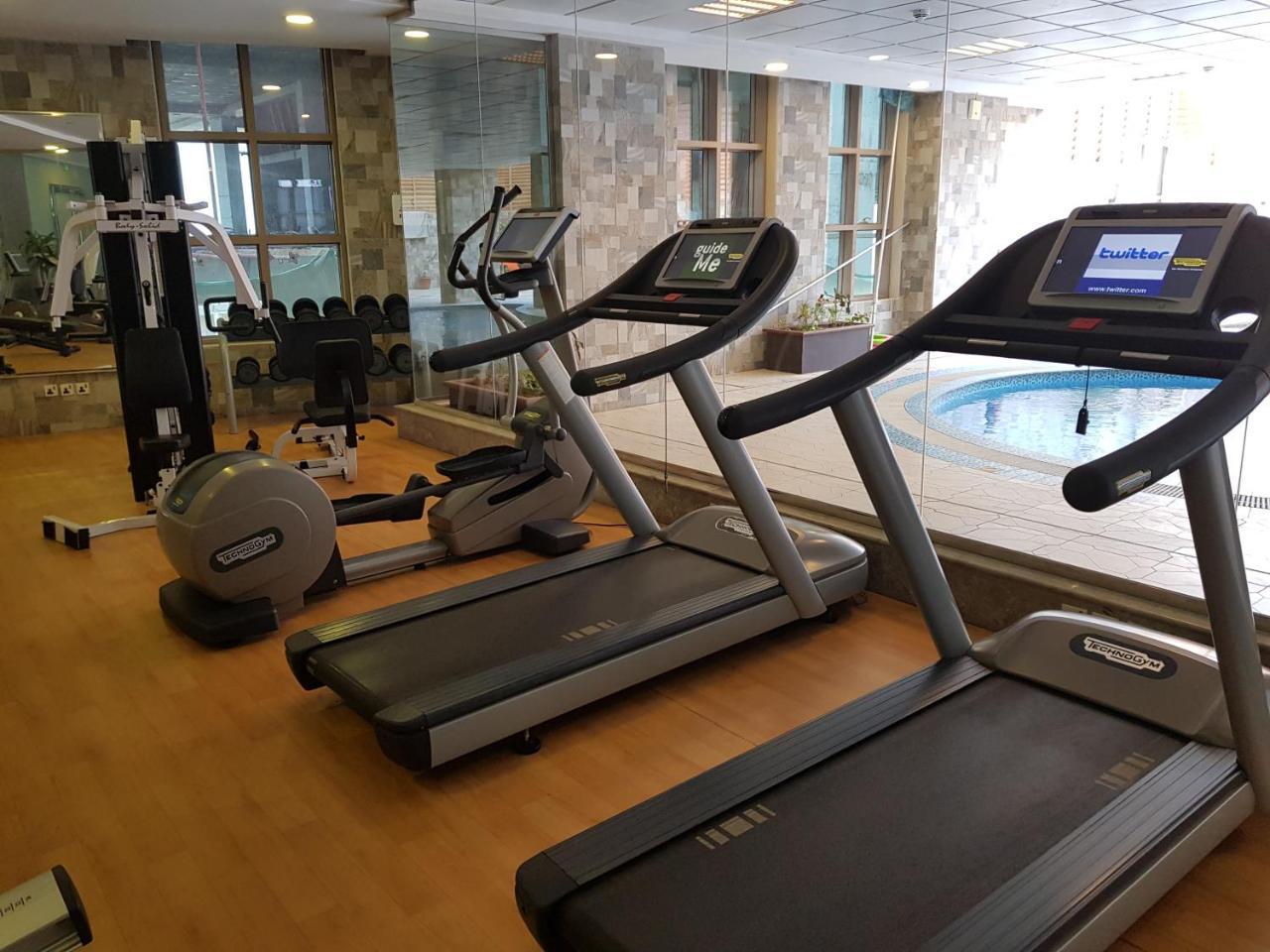 होटल Radisson Blu Plaza