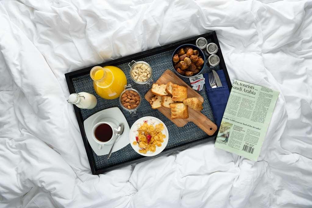 Radisson Blu Plaza Hotel